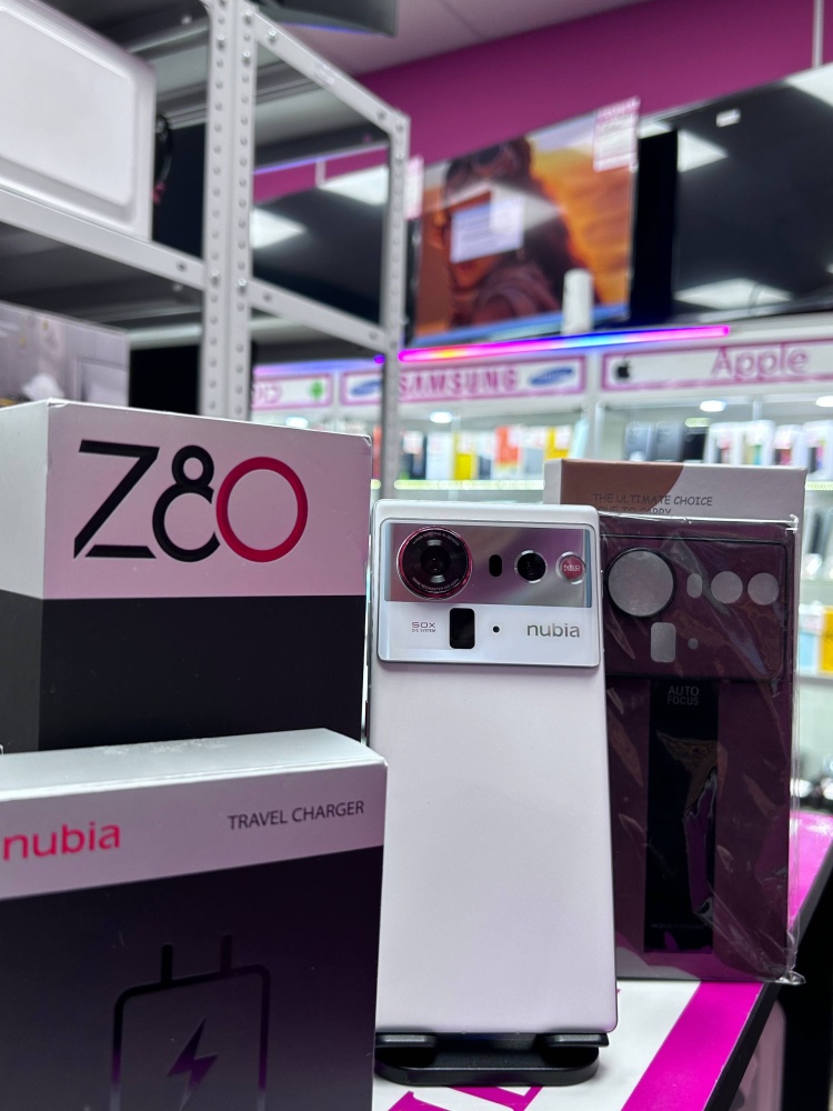 Мобильный телефон ZTE Nubia Z80Ultra 16\512