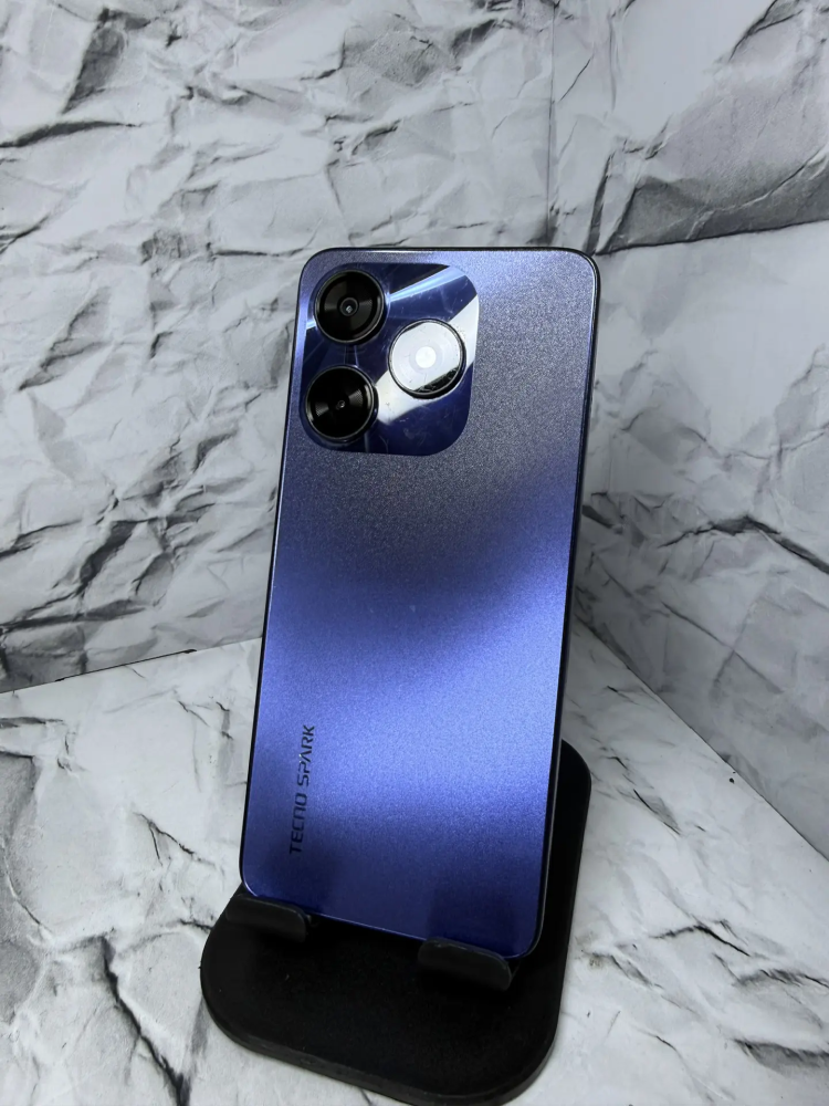 Мобильный телефон Tecno SPARK 10 8-128