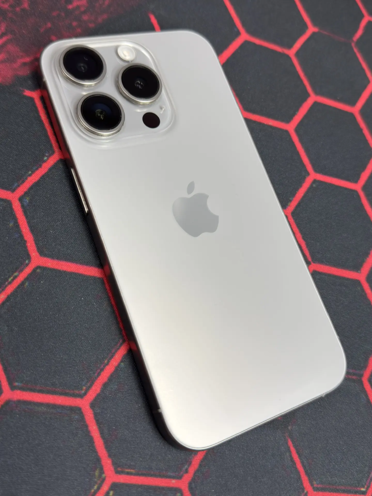 Смартфон iPhone 15 PRO 128гб