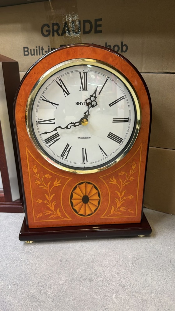 Часы МРАМОР