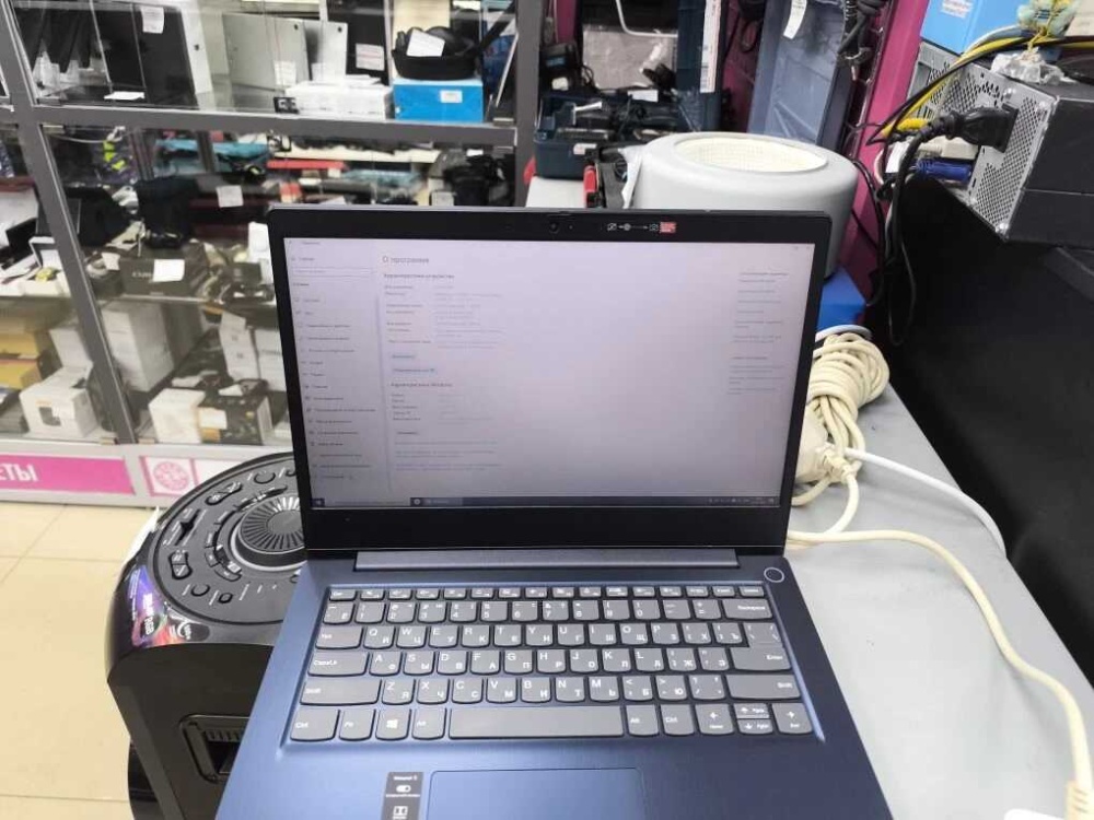 Ноутбук Lenovo